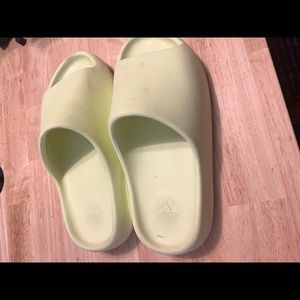 Yezzy slides